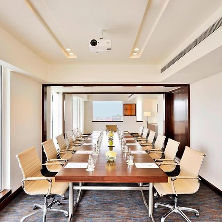 Hotel Fairfield By Marriott Katmandou Extérieur photo