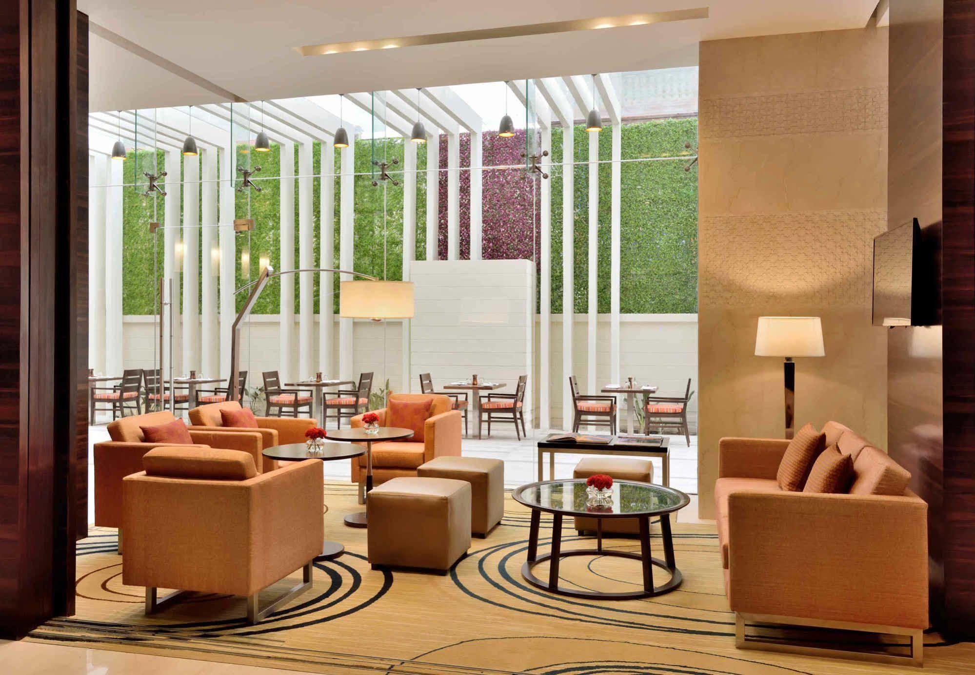 Hotel Fairfield By Marriott Katmandou Extérieur photo